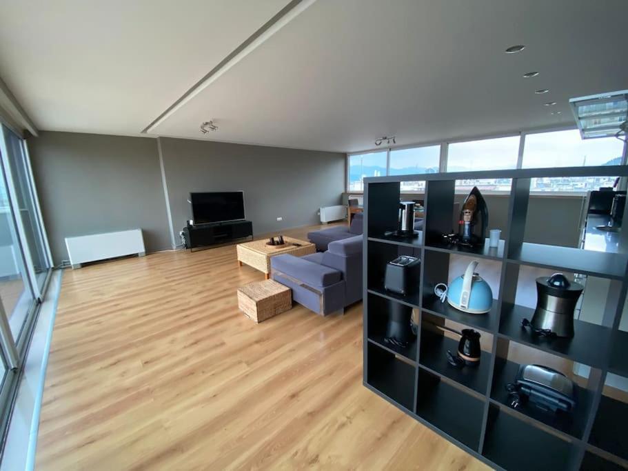 Luxury Loft By Boy Leilighet Pátra Eksteriør bilde